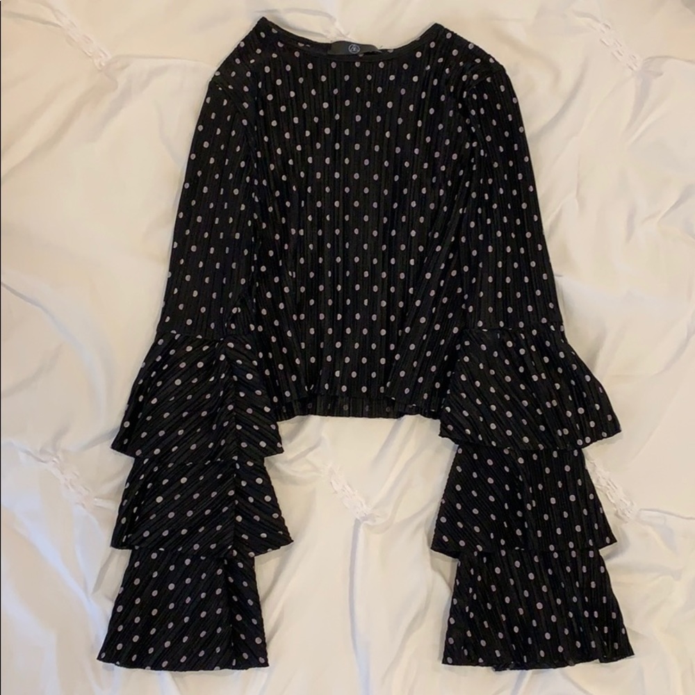 Polka dot ruffle sleeve crop top ASOS